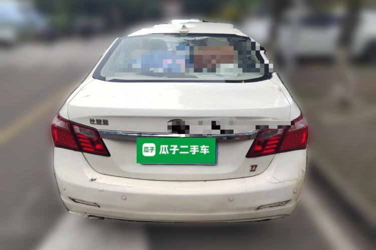 Used BYD G6 2013 1.5TI Manual Luxury Model