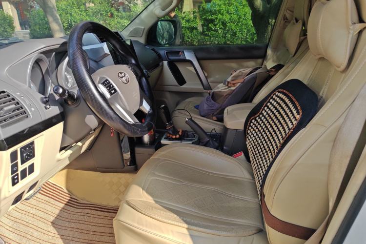 Used Toyota Prado 2014 2.7L Middle East Version Parallel Import
