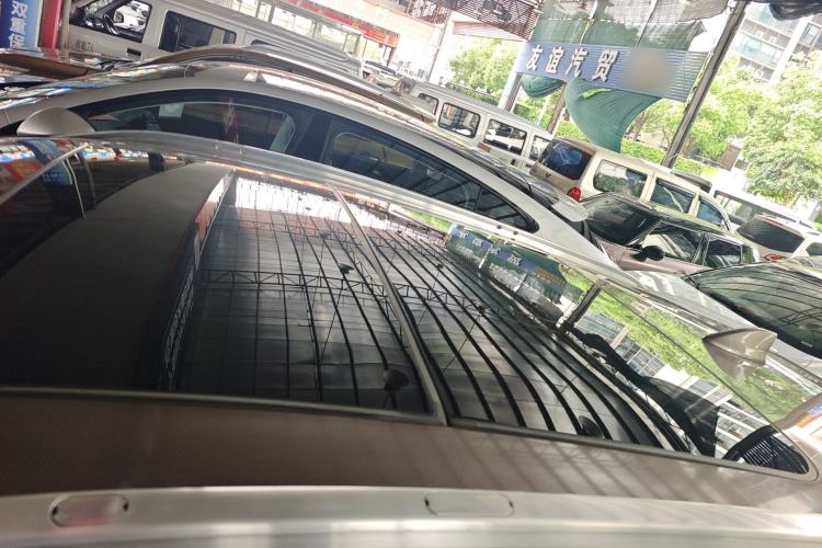 Used Honda XR-V 2015 1.8L VTi CVT Luxury Edition Roof