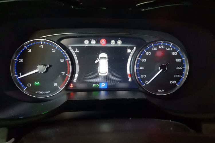 Used GAC Trumpchi GS8 2017 320T Two-Wheel Drive Prestige Version (7 Seats) Instrument Cluster