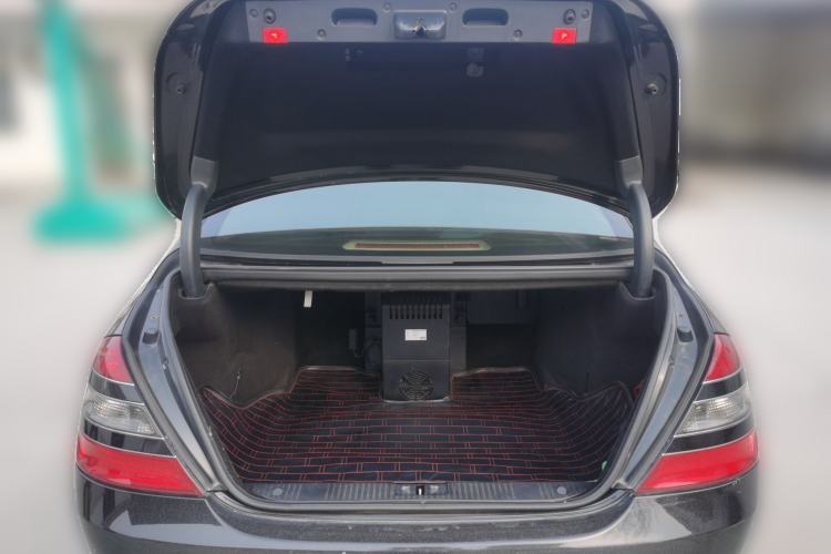 Used Mercedes-Benz S-Class 2008 S 350 L 4MATIC Trunk