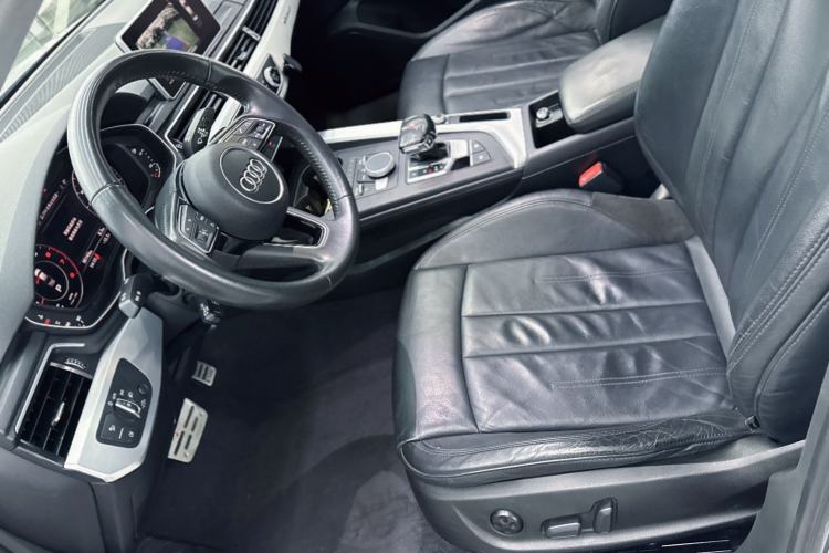 Used Audi A4L 2018 30th Anniversary Edition 40 TFSI Fashion Model Left Front Seat