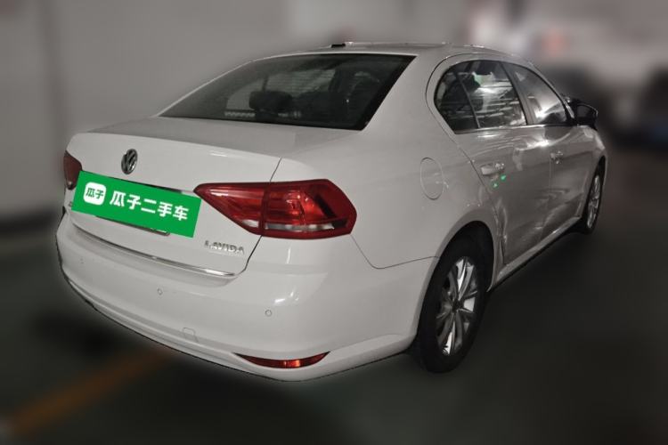 Used Volkswagen Lavida 2017 1.6L Automatic Comfort Edition
