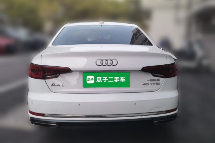 Used Audi A4L 2019 40 TFSI Ambition China VI
