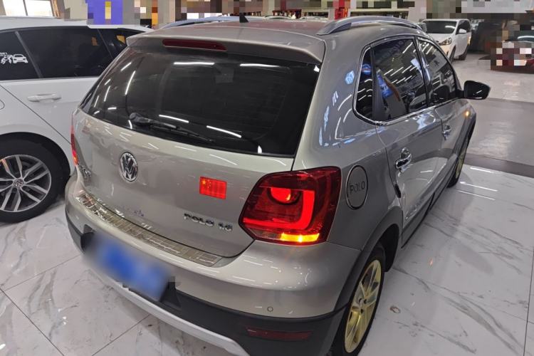 Used Volkswagen Polo 2012 1.6L Cross Polo MT