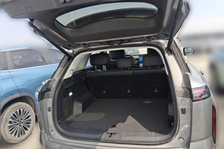 Used Chery Tiggo 7 C-DM 2025 1.5T 120KM Luxury Trim Trunk