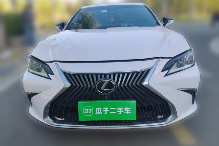 Used Lexus ES 2018 200 Excellence Edition China V Standard Front