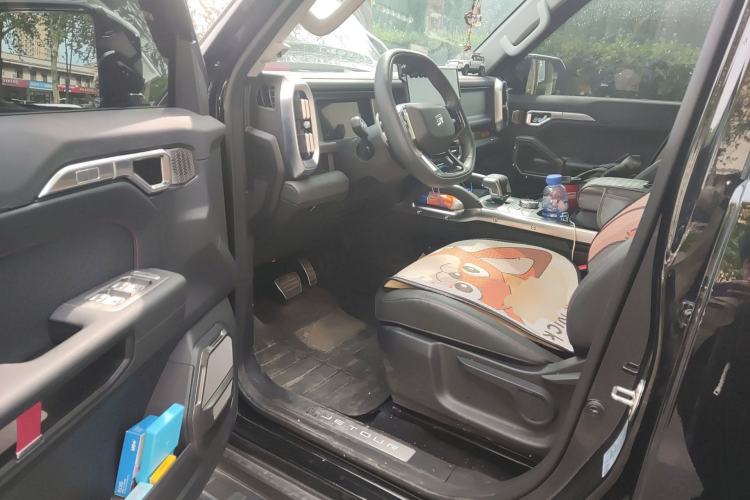 Used JETOUR Traveler 2023 2.0T All-Wheel-Drive Crosser Driver Seat