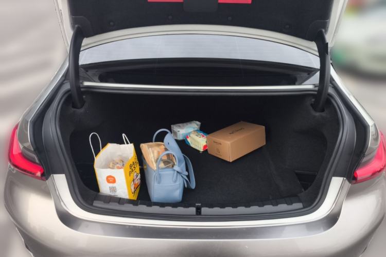 Used BMW 3 Series 2024 325i M Sport Night Edition Package Trunk