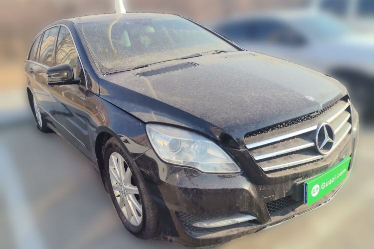 Used Mercedes-Benz R-Class 2011 R 350 L 4MATIC Front Right 45 Deg