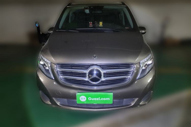 Used Mercedes-Benz V-Class 2017 V 260 Avantgarde Edition