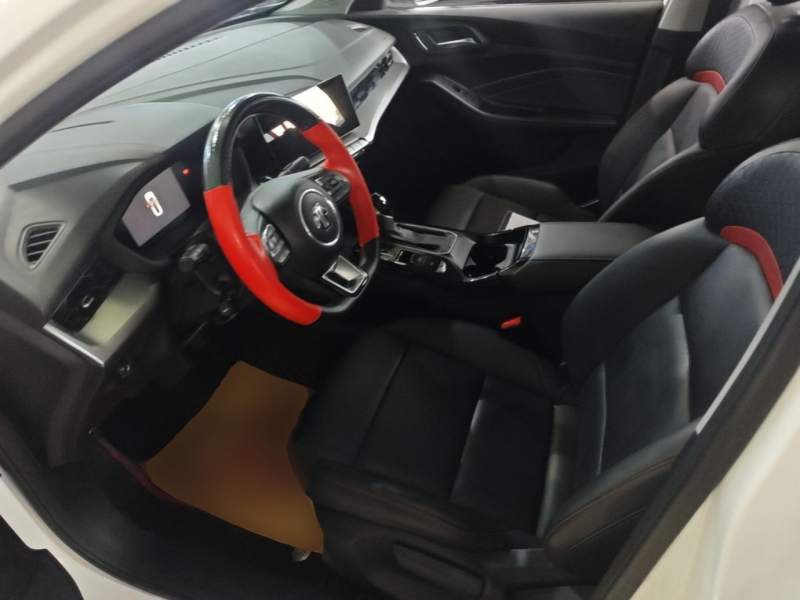 Used MG 5 2023 180 DVVT CVT Luxury Edition — 14