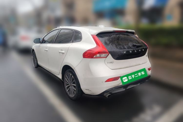 Used Volvo V40 2018 T3 Zhiyi Edition

