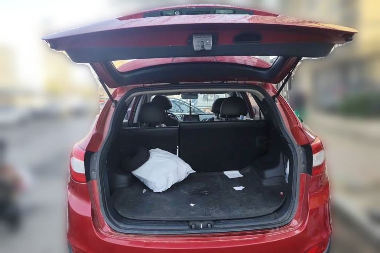 Used Hyundai ix35 2013 2.0L Automatic Two-Wheel Drive Smart GLS China IV Standard