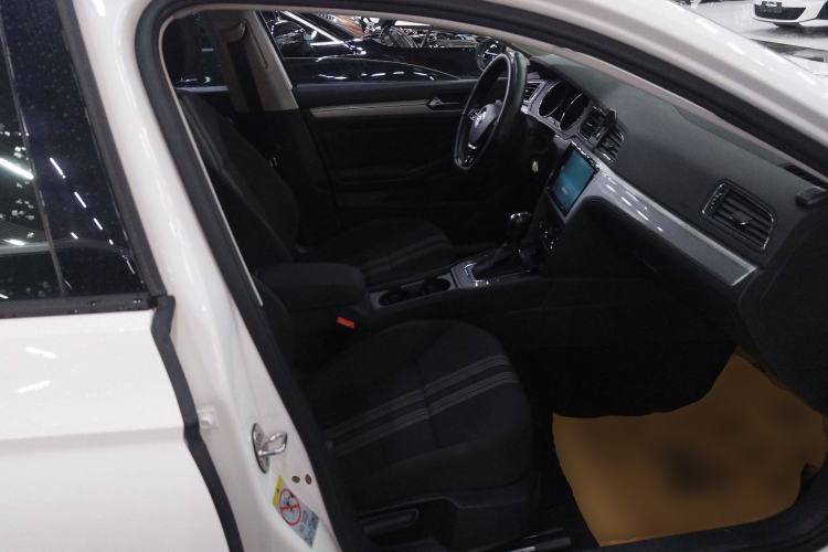 Used Volkswagen Lamando 2018 230TSI DSG Fashion Edition