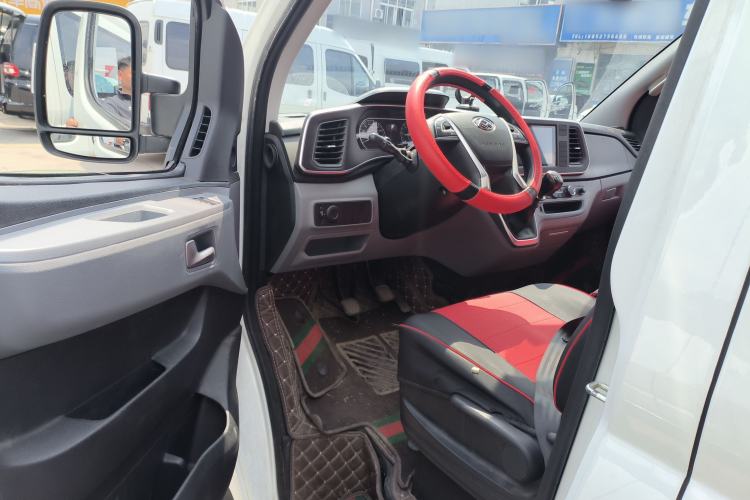 Used SAIC MAXUS Xintu V80 2024 Aotuntong Value Edition 6MT Short Wheelbase Ultra-Low Roof 127 Ps 5/6 Seats