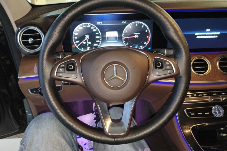 Used Mercedes-Benz E-Class 2016 E 300 L Stylish Model Steering Wheel