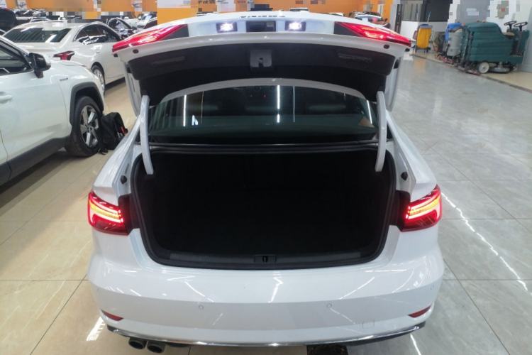 Used Audi A3 2019 Limousine 35 TFSI Ambition China V
