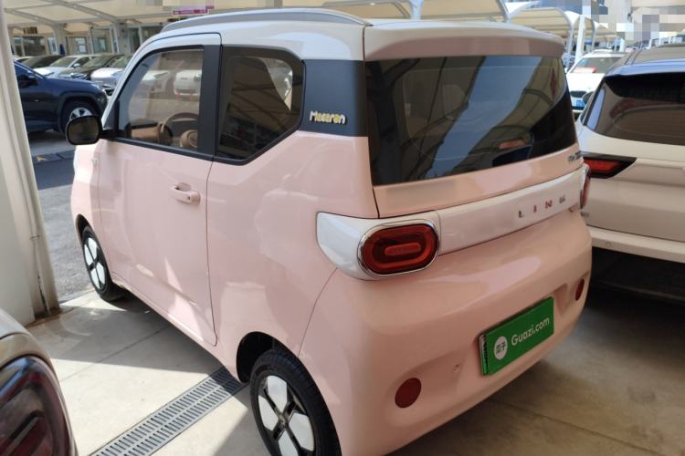 Used Wuling Hongguang MINIEV 2024 3rd Generation 215km Advanced Version
