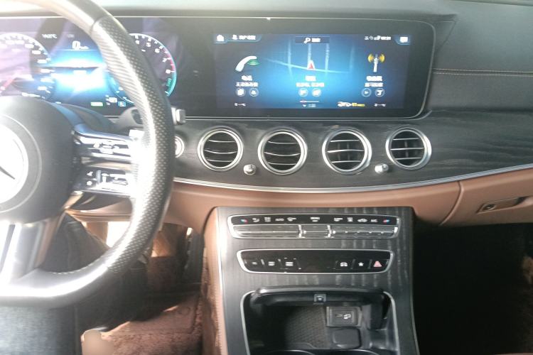 Used Mercedes-Benz E-Class New Energy 2023 E 350 e L Plug-in Hybrid Sports Sedan
