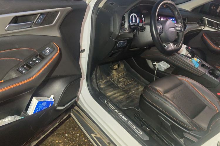 Used Haval F7 2021 1.5T Two-Wheel Drive iXuan
