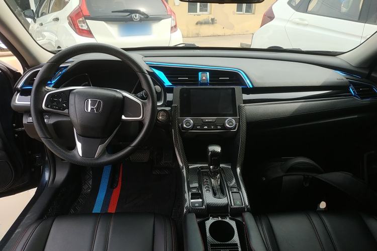 Used Honda Civic 2016 220TURBO CVT Luxury Edition
