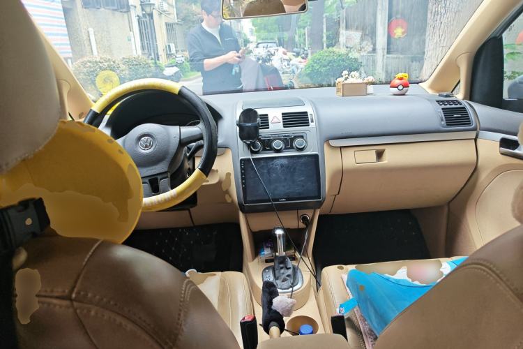 Used Volkswagen Touran 2011 1.4T DSG Zhiya Edition 5 Seats
