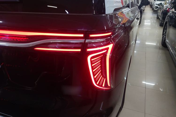 Used Hongqi HQ9 PHEV 2024 2.0T Four-Wheel Drive Luxury Edition
