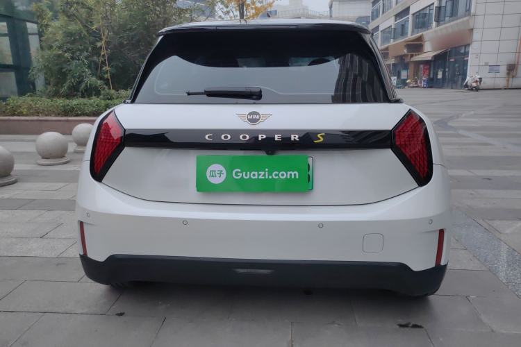 Used MINI Electric MINI COOPER 2024 452km COOPER SE Artist