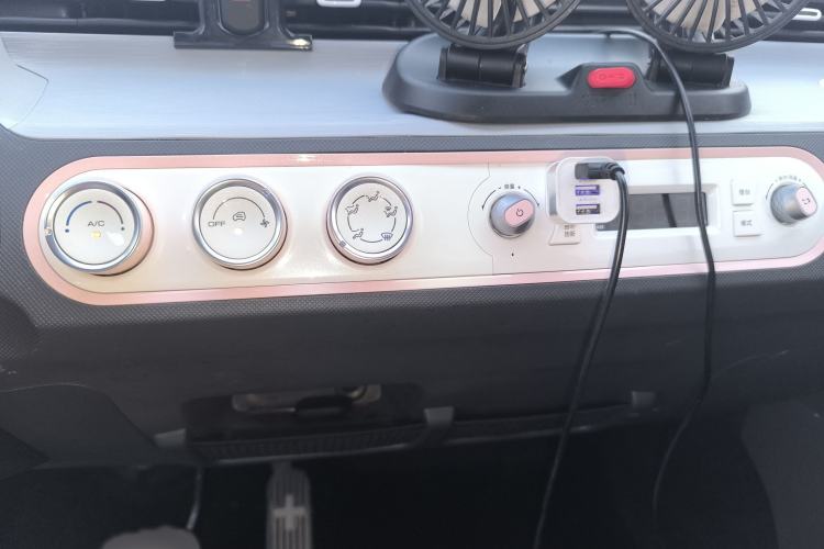 Used Wuling Hongguang MINIEV 2021 Macaron Premium Model – Lithium Iron Phosphate