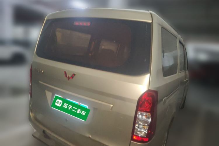 Used Wuling Rongguang V 2016 1.5L Standard Version Rear