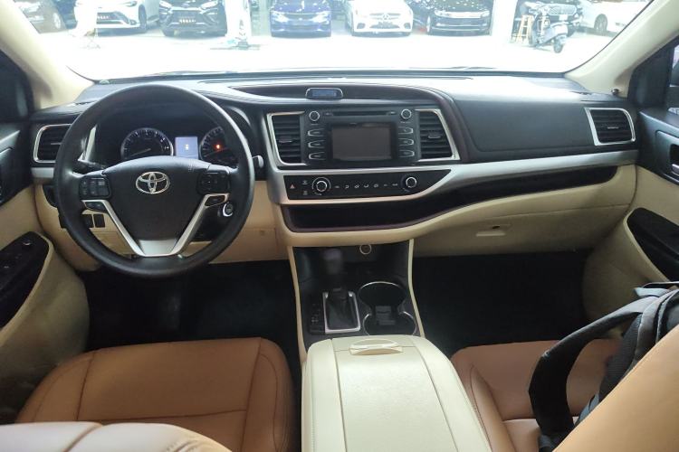 Used Toyota Highlander 2017 2.0T Four-Wheel Drive Elite Edition 7-Seater
