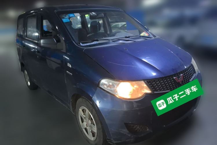 Used Wuling Hongguang 2014 1.5L Base Version Front Right 45 Deg