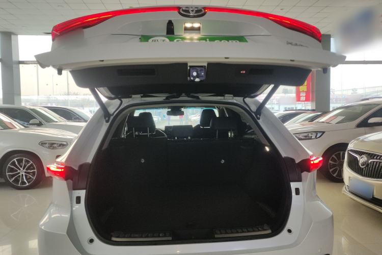 Used Toyota Harrier 2023 2.0L CVT Two-Wheel Drive Deluxe Edition