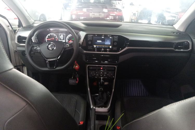 Used Volkswagen T-Cross 2019 1.5L Automatic Comfort Edition Center Console