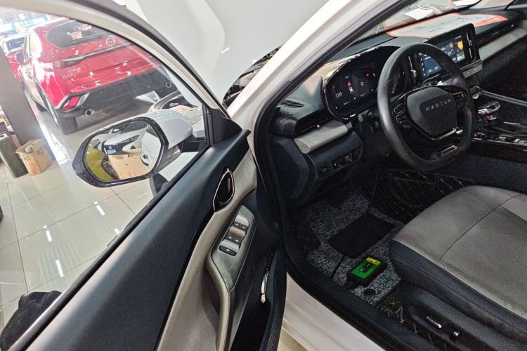 Used Baojun RC-5 2020 1.5T CVT Smart Shine Prestige Edition