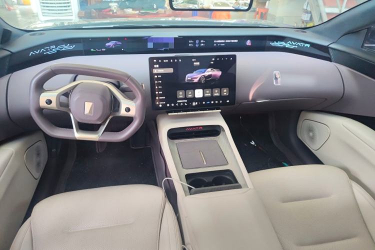 Used Avatr 12 2023 650 Three-Laser Four-Wheel Drive Performance Edition Center Console