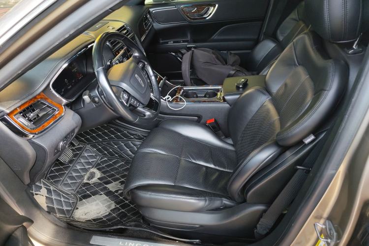 Used Lincoln Continental 2019 2.0T Two-Wheel Drive Luxury Edition China VI Standard