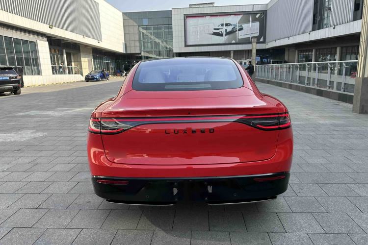 Used Hima Luxeed S7 2025 785 km Ultra