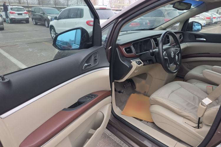 Used Buick GL8 2014 3.0L GT Luxury Business Haoya Edition