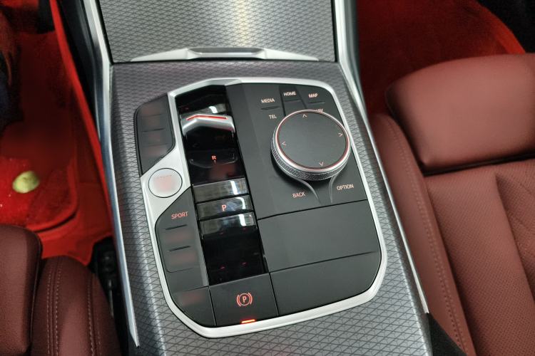 Used BMW 3 Series 2025 330Li M Sport Shadowline Package Gear Lever