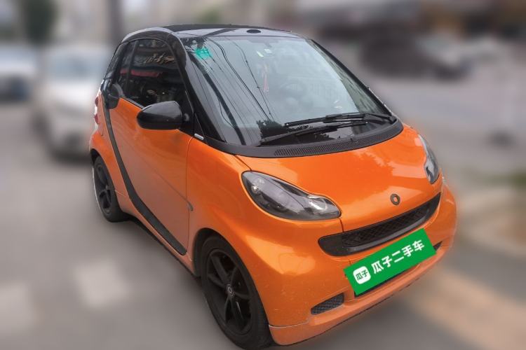 Used smart fortwo 2011 1.0 MHD Convertible Orange Edition Front Right 45 Deg