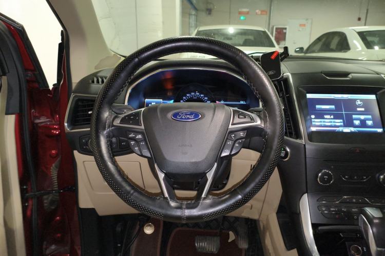 Used Ford Edge 2015 2.0T GTDi 4x4 High-Grade Model