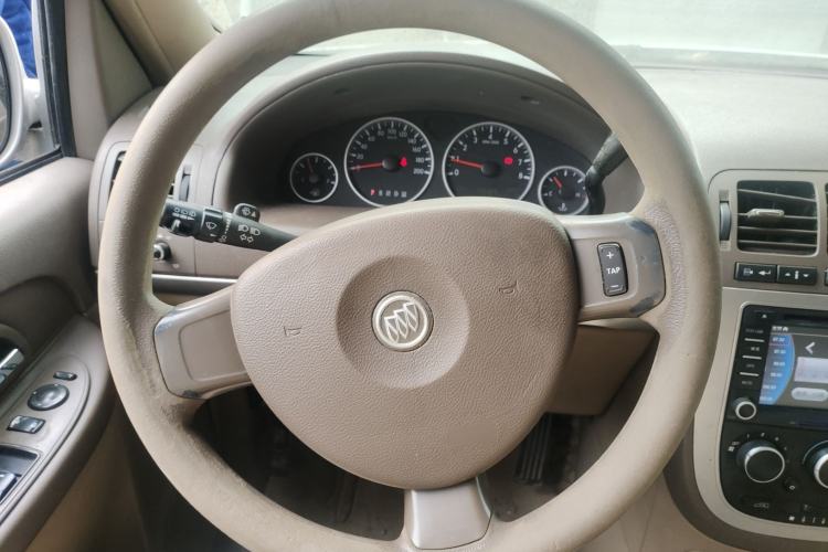 Used Buick GL8 2014 2.4L Comfort Edition