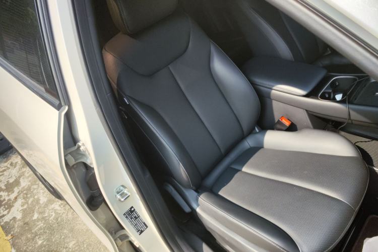 Used Baojun Yunhai 2024 600km Pure Electric Version Right Front Seat