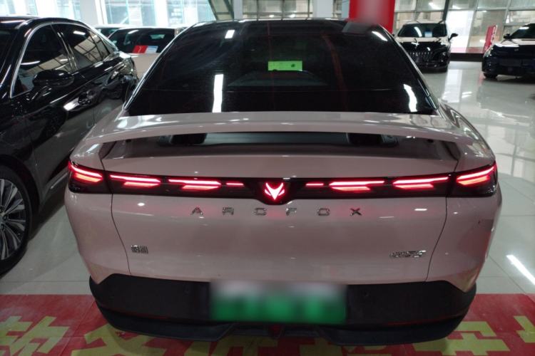 Used ARCFOX Alpha S5 2024 560MAX 185kW
