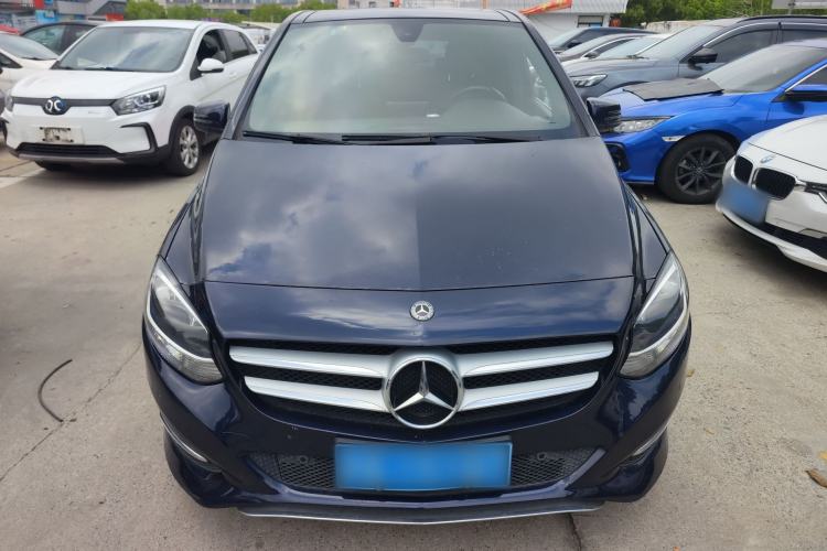 Used Mercedes-Benz B-Class 2018 B 200 Sport Edition Front