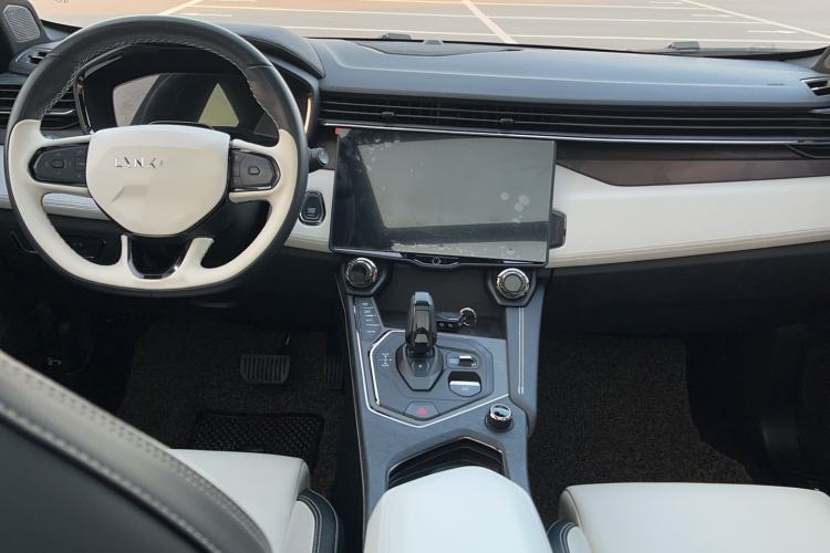 Used Lynk & Co 01 2023 1.5TD EM-F Dawn
