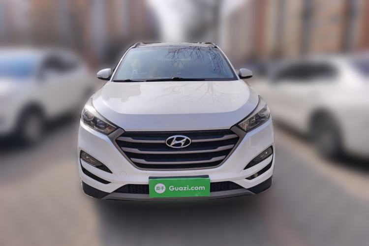Used Hyundai Tucson 2018 1.6T Dual-Clutch Two-Wheel Drive 15th Anniversary Special Edition
