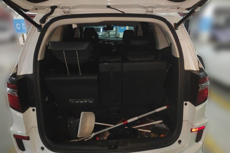 Used Honda Elysion 2016 2.4L Supreme Edition Trunk